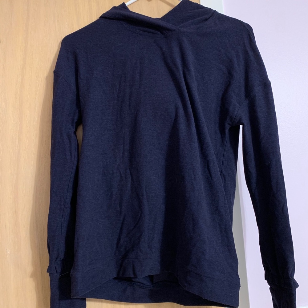 Lululemon pullover - Picture 5 of 5
